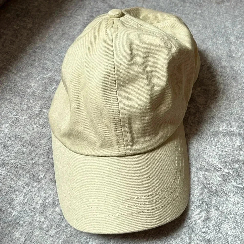 Tan ball cap